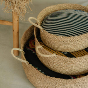 Lightweight pet bed Umbra made from mendong grass with ikat pillow