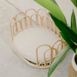Flos rattan pet bed with flower-inspired design